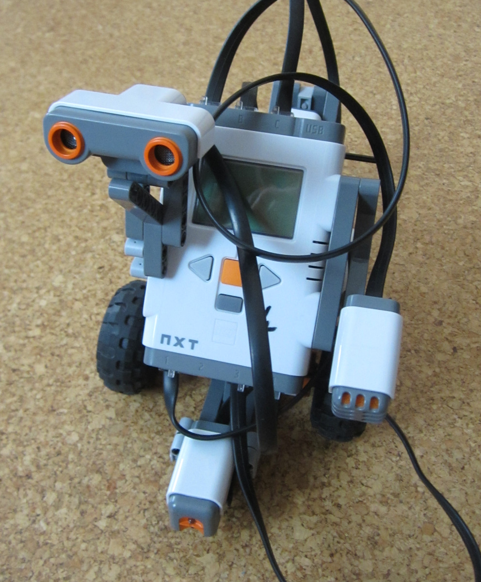 NXT-Roboter mit Sensoren