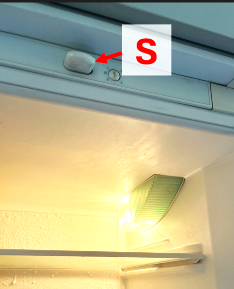 Bild eines Kühlschrank innen